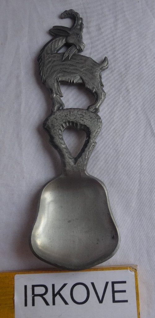 PRACHTSTUK TIN BOKKEN LEPEL * Gemerkt *, Verzenden