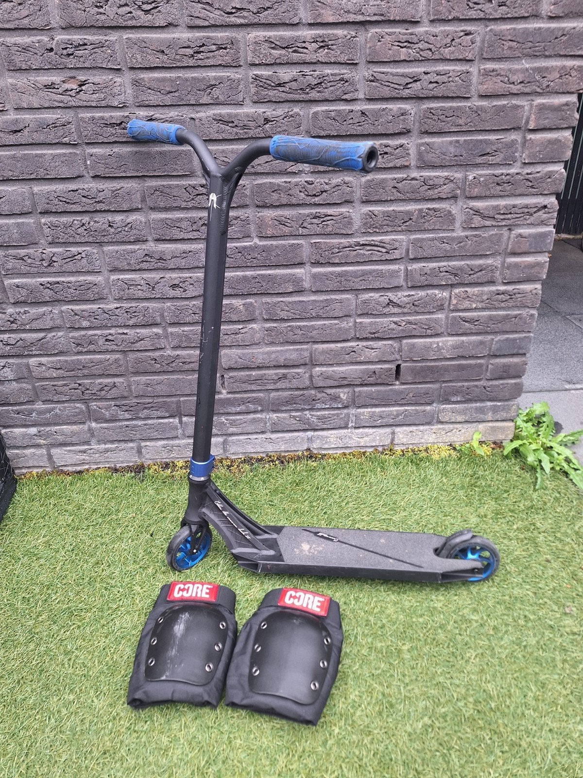Ethic Erawan V2 Blauw Maat M + Kneepads (allebei zgan!), Fietsen en Brommers, Ophalen of Verzenden, Zo goed als nieuw, Gewone step