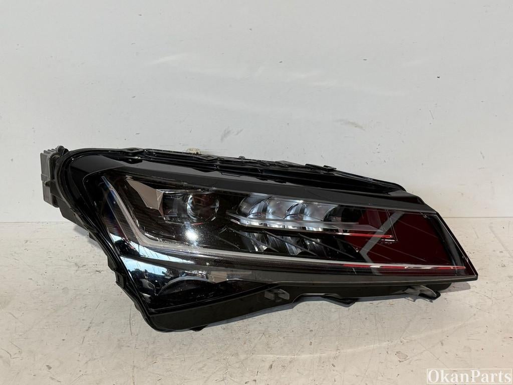 Skoda SuperB III LED rechter koplamp rechts 3V1941016D, Auto-onderdelen, Ophalen of Verzenden, Gebruikt