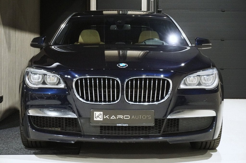 BMW 7-serie 750Li M xDrive B&O 360 HUD Dak Leer Softclos VOL, Automaat, Gebruikt, 4395 cc, Zwart