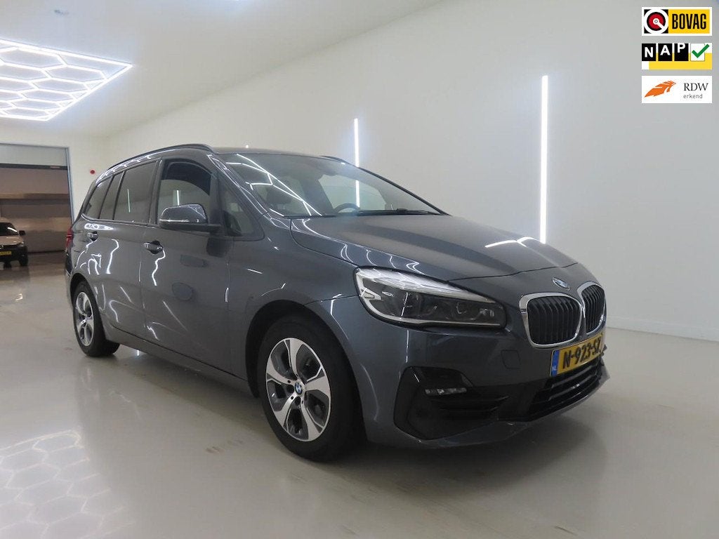 BMW 2-serie Gran Tourer 218i 7PERS. Business Edition Plus+Le, Auto's, BMW, Gebruikt, 2-Serie Gran Tourer, 7 stoelen, 19 km/l