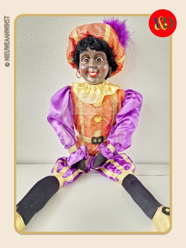 Nostalgische V&D etalage Piet pop - oranje/paars - 60cm, Diversen, Verzenden, Zo goed als nieuw