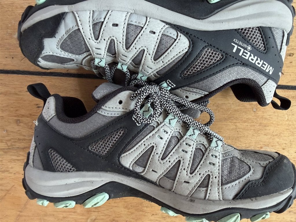 Merrell lage wandelschoen maat 37,5, Ophalen of Verzenden, Zo goed als nieuw, Schoenen