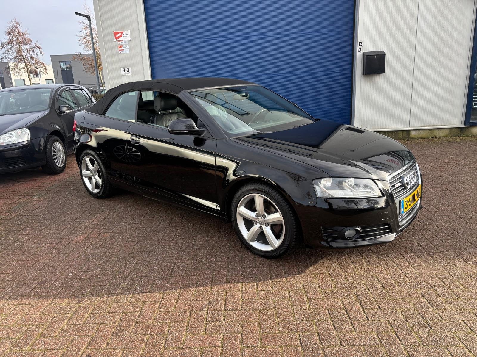 Audi A3 Cabriolet 1.8 TFSI S LINE INCL NWE APK!, Auto's, Voorwielaandrijving, Euro 5, 15 km/l, Gebruikt