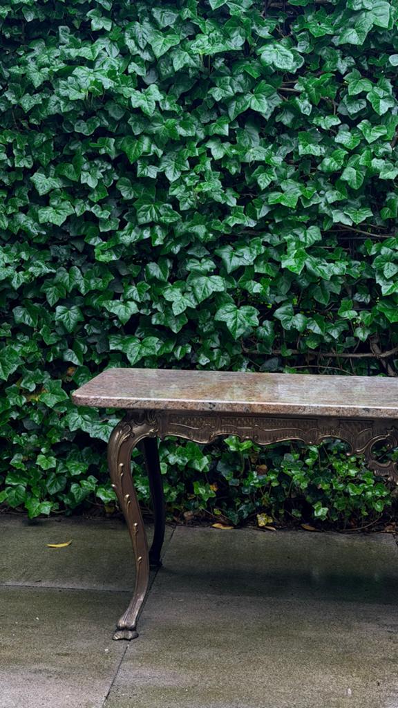 Antieke Louis-stijl marmeren tafel, Antiek en Kunst, Antiek | Meubels | Tafels, Ophalen of Verzenden