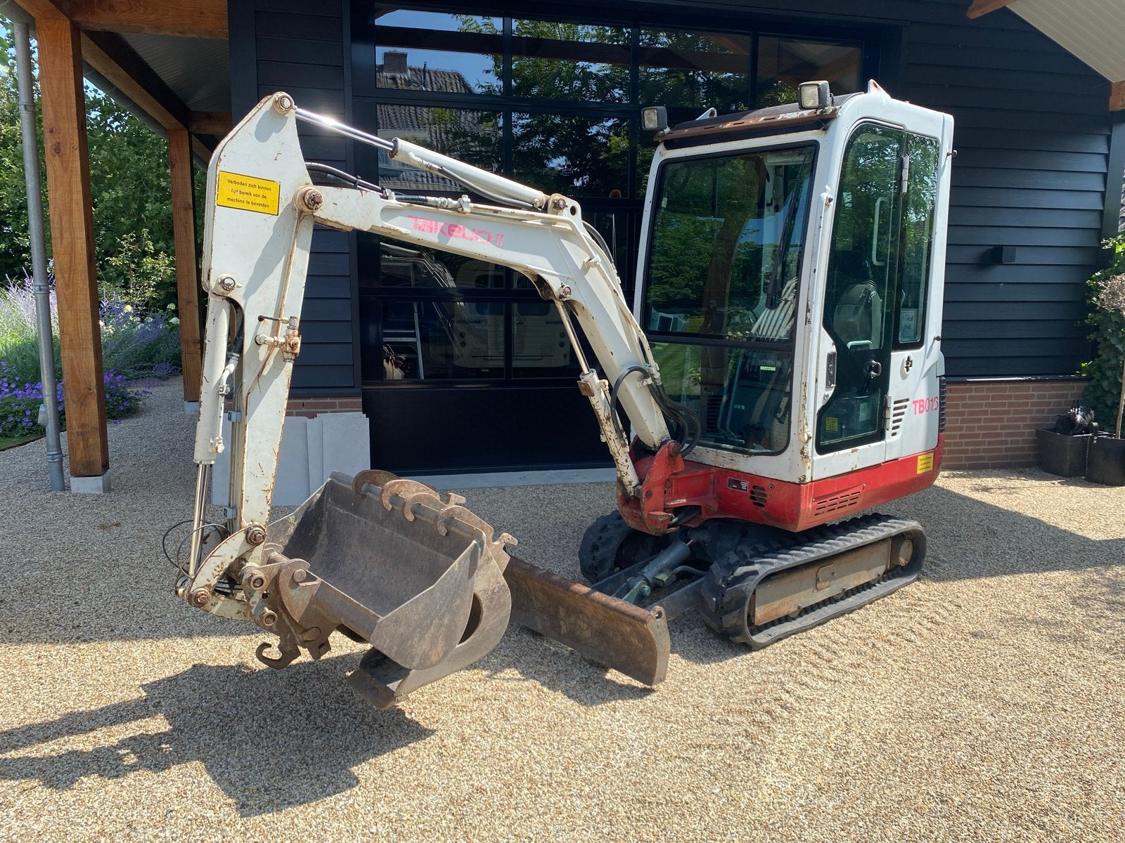 Takeuchi TB016 2008 Minigraver Marge met Snelwissel en 3 bak, Ophalen, Graafmachine