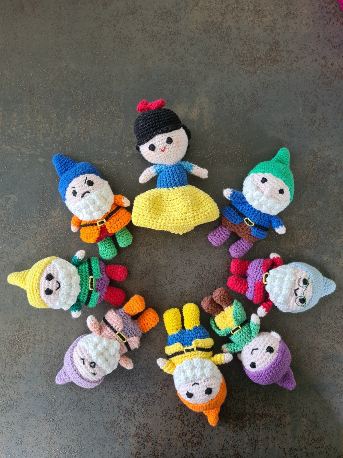 Sneeuwwitje en de Zeven Dwergen Amigurumi Set, Verzamelen, Ophalen of Verzenden, Nieuw, Overige typen