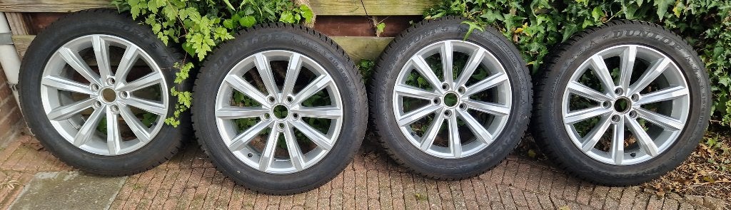17" 215/55R17 Winterbanden + LM VW velgen  Passat B8, Ophalen, Velg(en), 17 inch, Winterbanden