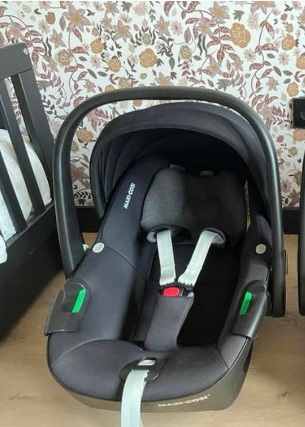 Maxi Cosi pebble 360, Ophalen of Verzenden, Zo goed als nieuw, Isofix, 0 t/m 13 kg