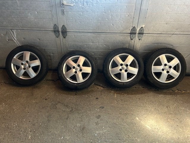 LM velgen Aygo/107/C1 met Hankook banden 7/8 m. profiel, Auto-onderdelen, Banden en Velgen, Ophalen, 155 mm, Banden en Velgen