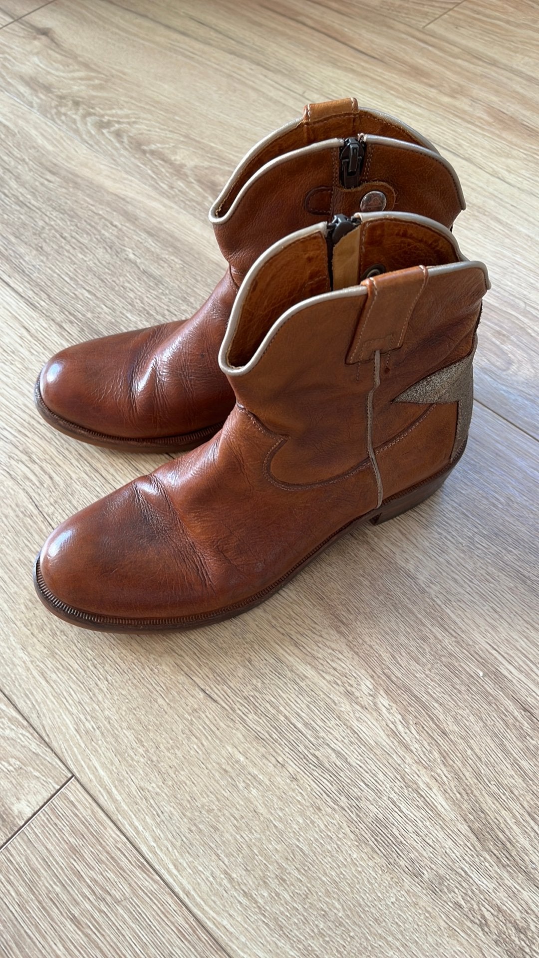 Zecchino d’oro maat 37, Kinderen en Baby's, Kinderkleding | Schoenen en Sokken, Ophalen of Verzenden, Zo goed als nieuw, Schoenen