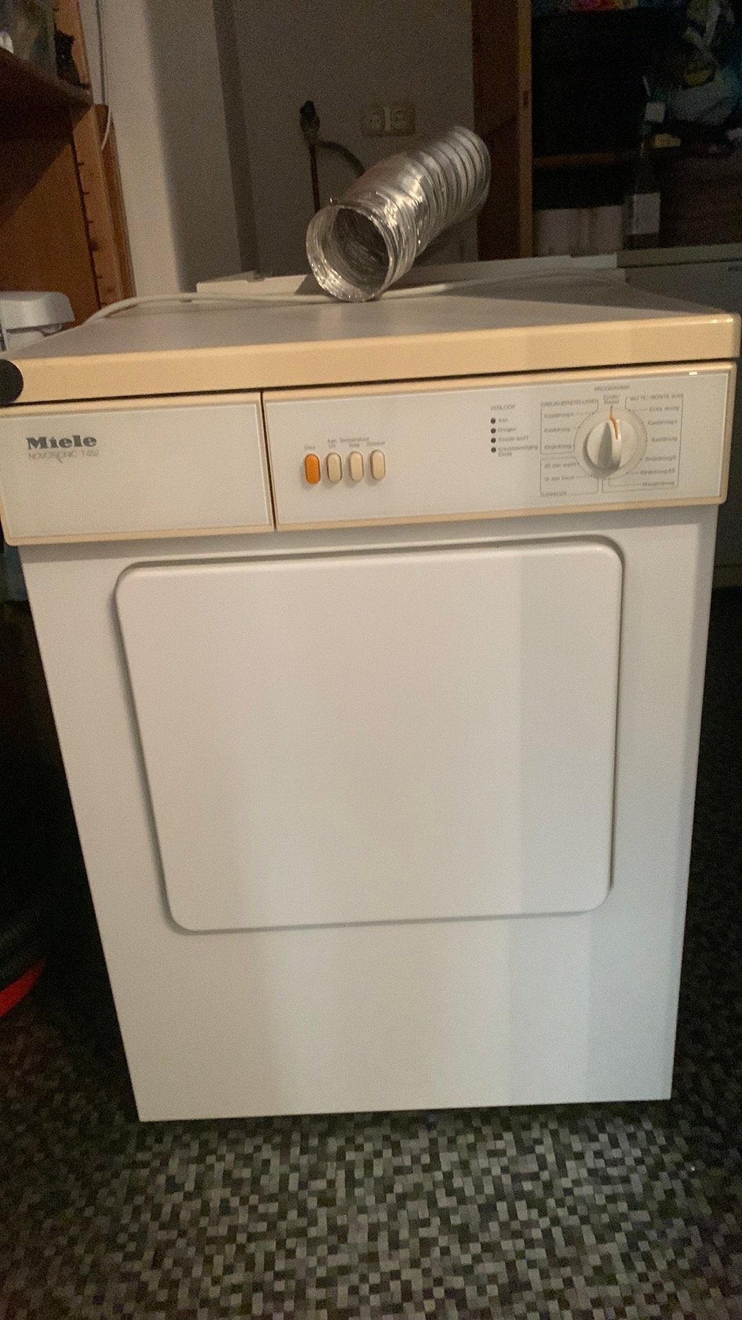 Miele wasdroger met lucht afvoer, Ophalen, 6 tot 8 kg, Gebruikt, Luchtafvoer