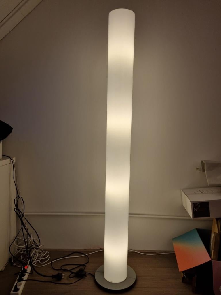 Mooie vloerlamp Massive 160cm hoog, Huis en Inrichting, Ophalen, Zo goed als nieuw, Kunststof, 150 tot 200 cm