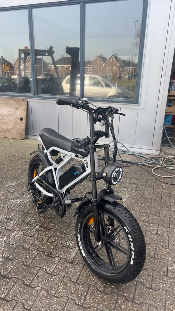 Ouxi v20 pro, Ophalen of Verzenden, Zo goed als nieuw