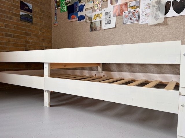 vidaXL Bed stapelbaar 90x190 cm massief grenenhout wit, Ophalen, Eenpersoons, Wit, Zo goed als nieuw