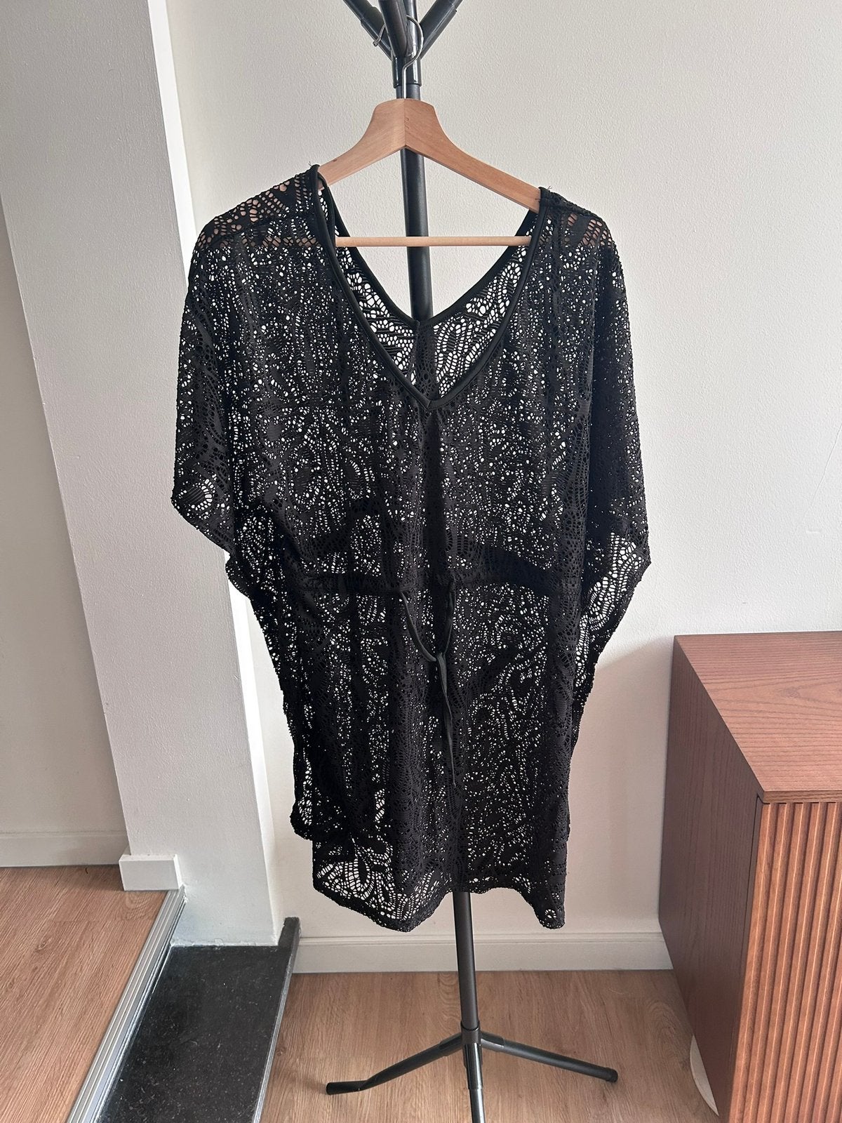 Zwart strand tuniek / jurkje maat M/L Wibra, Kleding | Dames, Ophalen of Verzenden, Zo goed als nieuw, Zwart, Overige typen