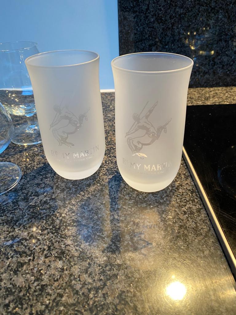 2 nieuwe remy Martin glazen, Overige typen, Ophalen of Verzenden, Overige stijlen, Glas