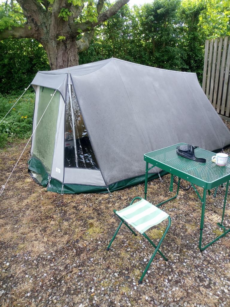 Zeer mooie vintage tent in topstaat, Caravans en Kamperen, Tenten, Ophalen of Verzenden, Gebruikt, Tot en met 4