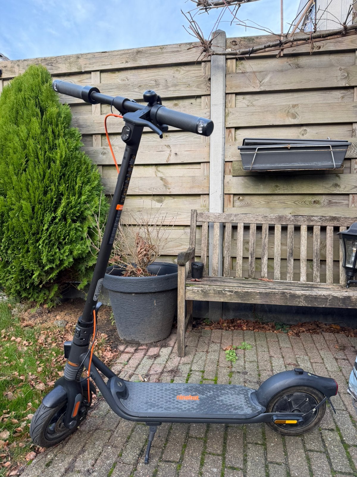 Segway Ninebot F2 Pro E, Fietsen en Brommers, Steps, Ophalen, Gebruikt, Elektrische step (E-scooter)