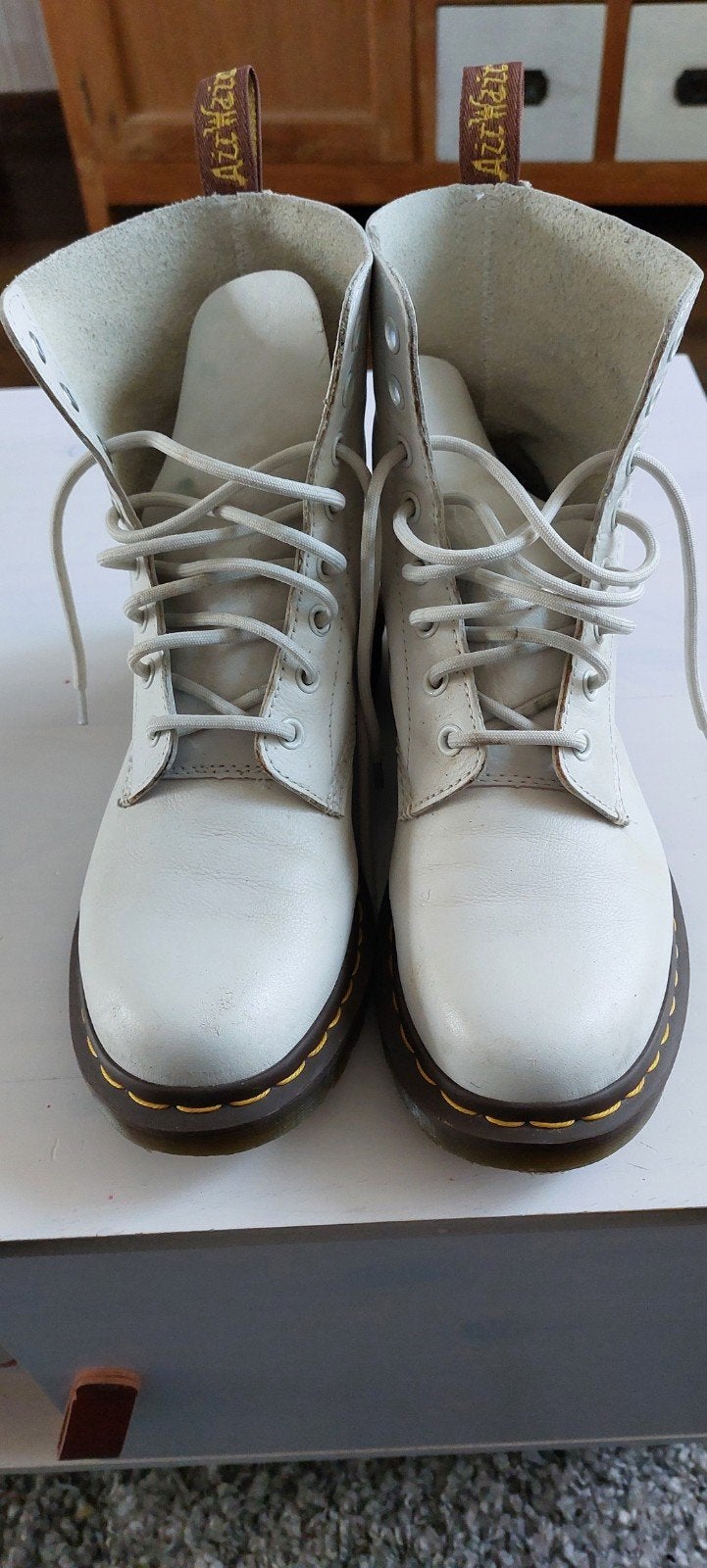 Dr. Martens Pascal laarzen - Crème - Maat 39, Overige kleuren, Lage of Enkellaarzen, Ophalen of Verzenden, Dr. Martens