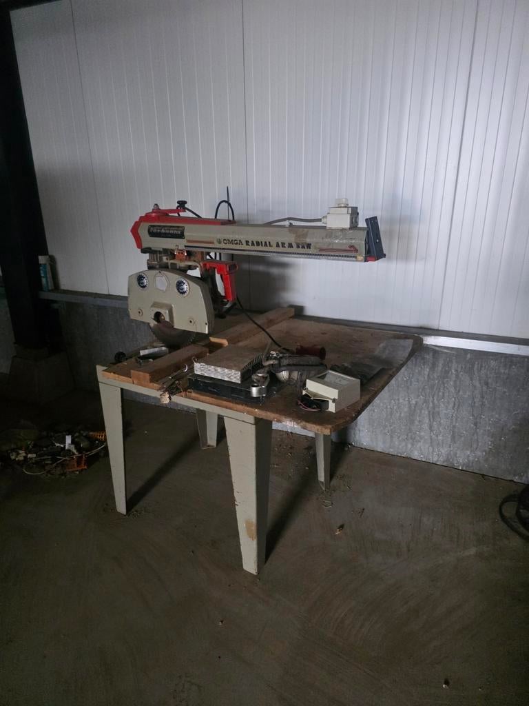 Houtzaagmachine - Omaga Radiaal A.K.M. Saw, Doe-het-zelf en Verbouw, Gebruikt, 70 mm of meer, Ophalen of Verzenden, Afkortzaag