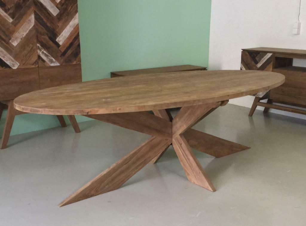 Ovale tafel met houten kruispoot massief teakhout<nieuw>, Huis en Inrichting, Tafels | Eettafels, Teakhout, Ophalen of Verzenden