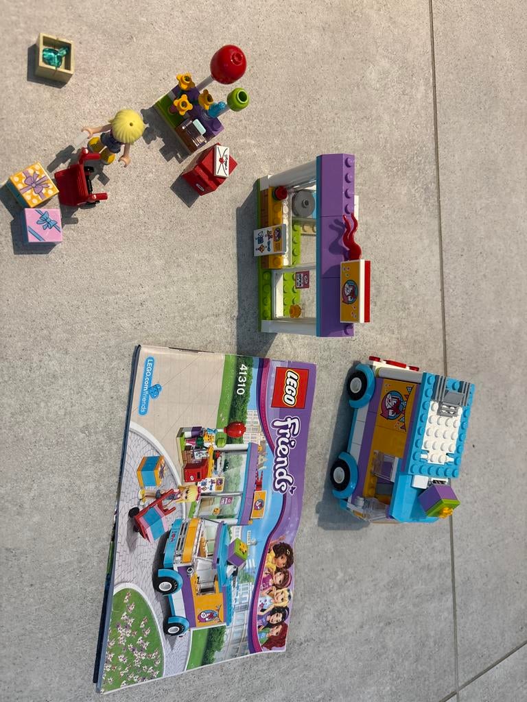 Lego Friends 41310 Heartlake Cadeauwenservice, Kinderen en Baby's, Speelgoed | Duplo en Lego, Ophalen of Verzenden, Zo goed als nieuw