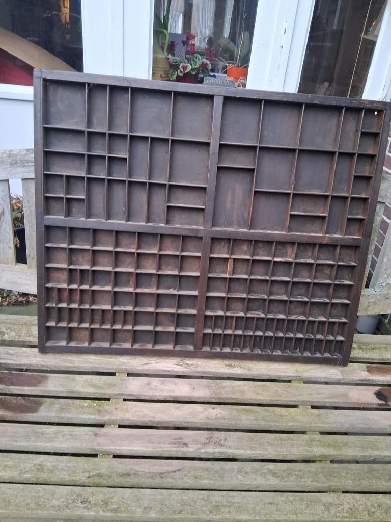 Antieke letterbakken, Ophalen