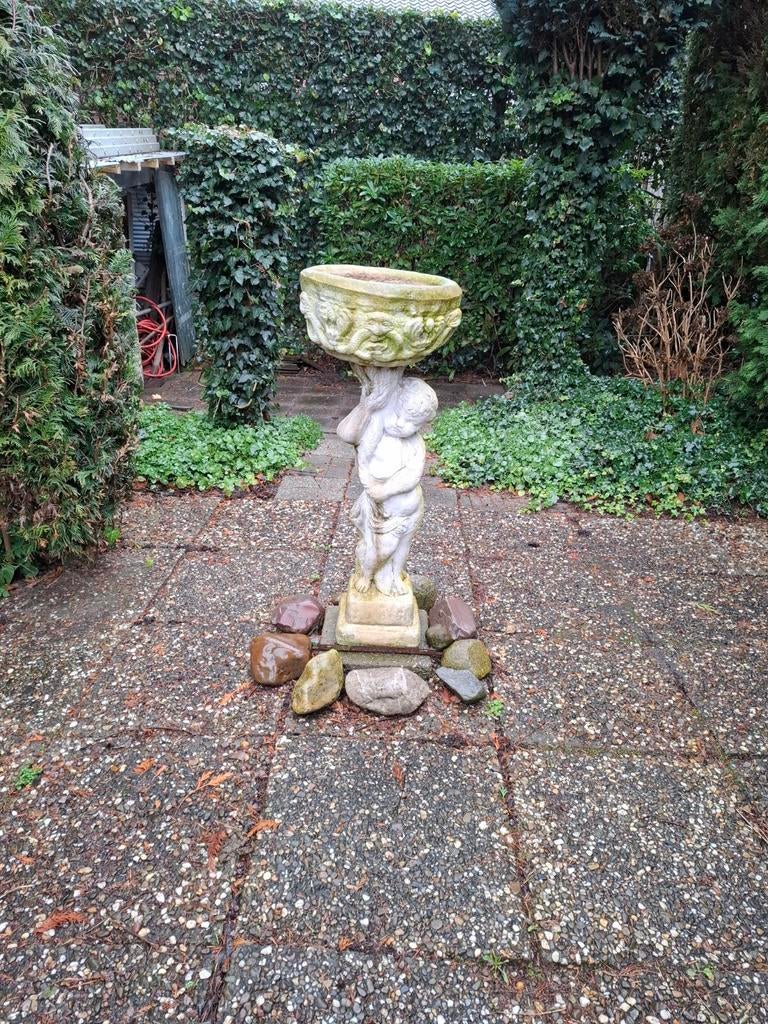 Tuin beeld beeldentuin bloembak, Ophalen, Gebruikt, Beton, Mensenbeeld