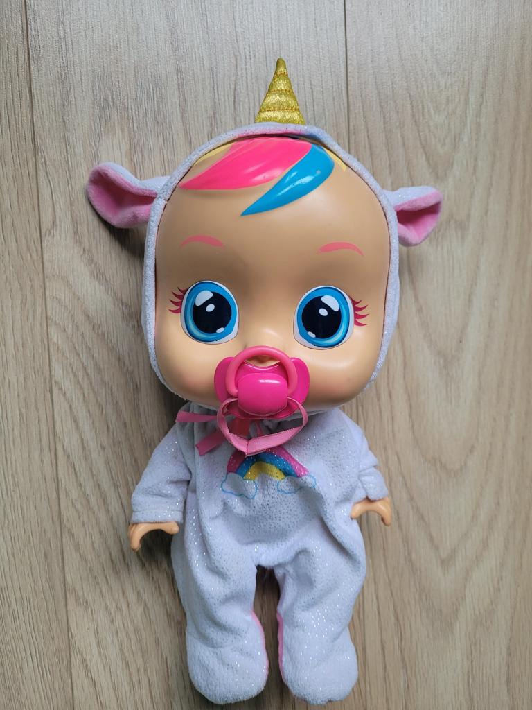cry baby unicorn, Kinderen en Baby's, Speelgoed | Poppen, Ophalen of Verzenden, Gebruikt, Babypop