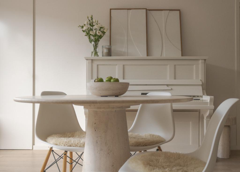 Prachtige Travertin Eettafel Konische poot - 100 t/m 160cm, Rond, Nieuw, Ophalen of Verzenden, Vijf personen of meer