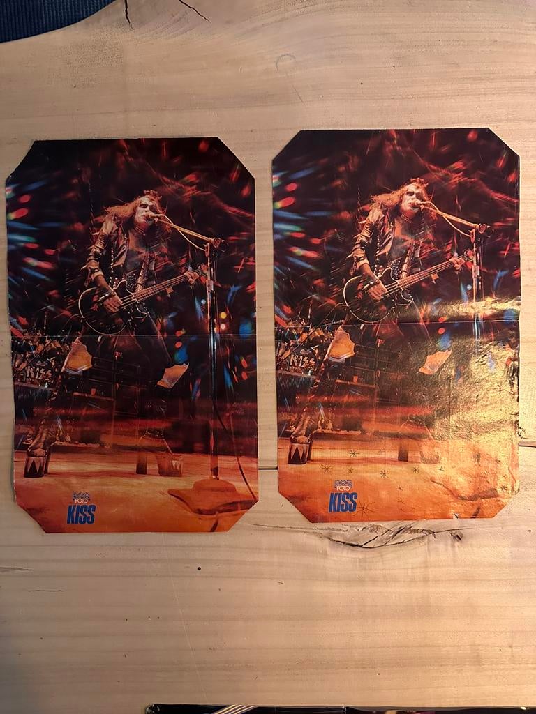 Kizz/Kiss vintage Popfoto 3 poster Gene Simmons, Ophalen of Verzenden, Zo goed als nieuw, Poster, Artwork of Schilderij