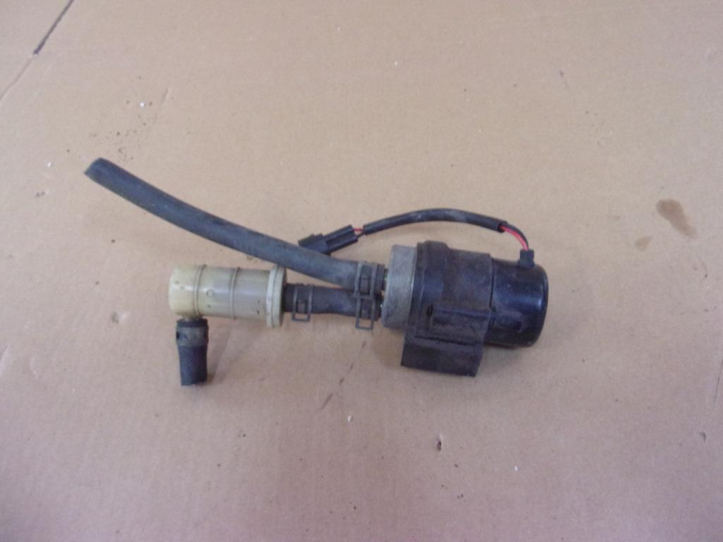 Kawasaki zx9r brandstofpomp bj98-00, Ophalen of Verzenden, Gebruikt