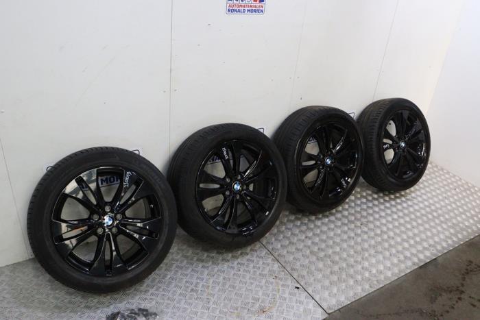 Velgen set + banden van een BMW X1 (X1 15-), Auto-onderdelen, Banden en Velgen, 12 maanden garantie, Gebruikt, -, -