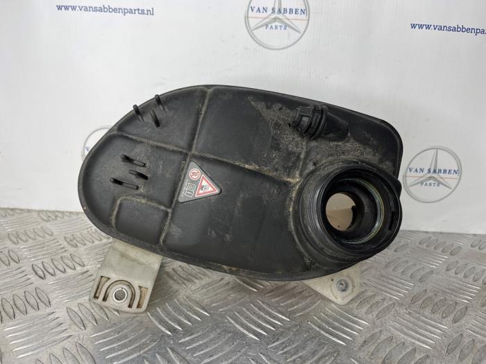 Expansievat van een Mercedes Vito, Gebruikt, -, -, 3 maanden garantie