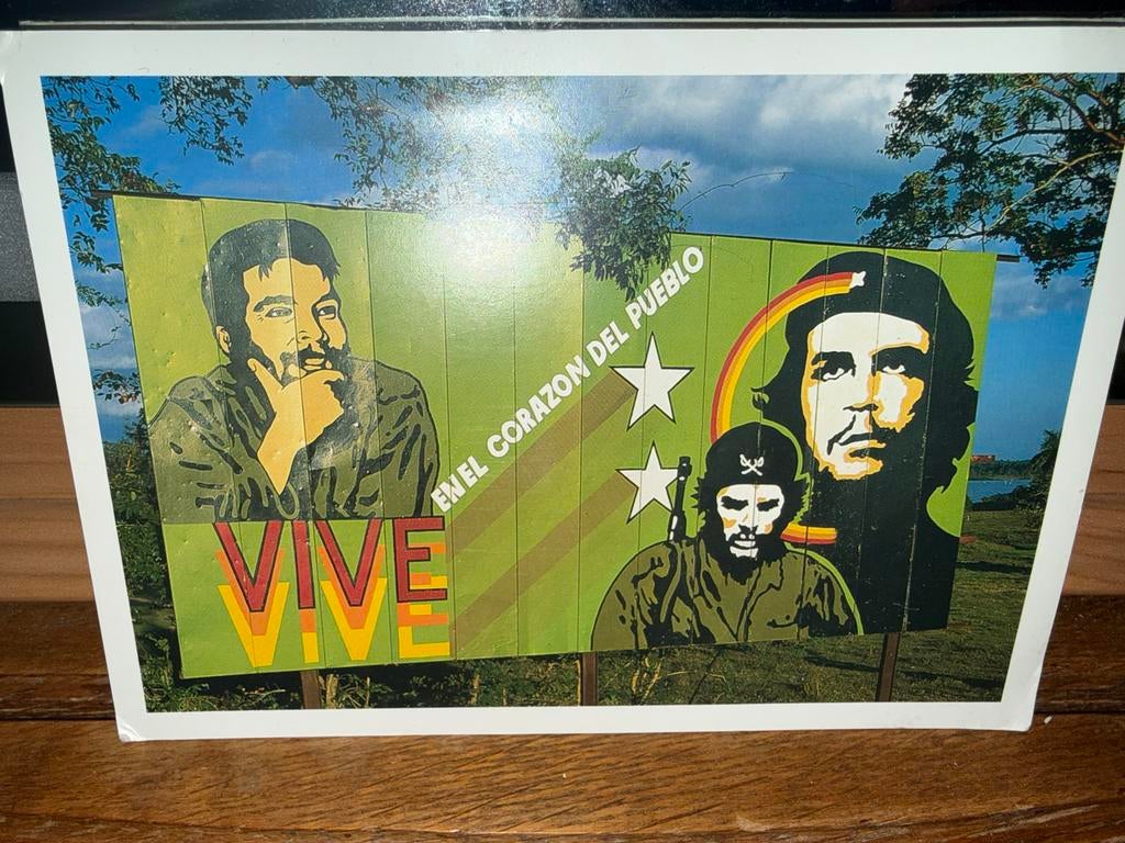 Oude ansichtkaart van Cuba met Che Guevara, Verzamelen, Ophalen of Verzenden, 1980 tot heden, Gelopen, Politiek en Historie