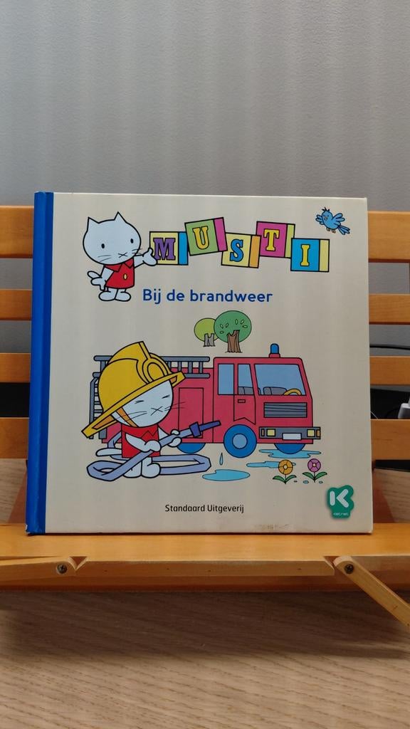 Musti bij de brandweer - Leuk kinderboek, Boeken, Kinderboeken | Baby's en Peuters, Gelezen, Ophalen of Verzenden, 2 tot 3 jaar