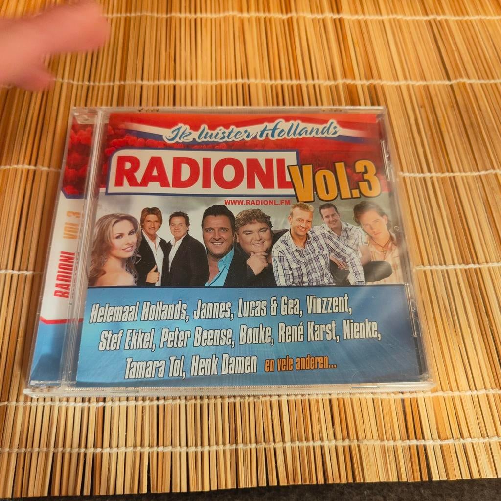 RadioNL Vol. 3 CD - Diverse Artiesten, Ophalen of Verzenden, Zo goed als nieuw, Levenslied of Smartlap