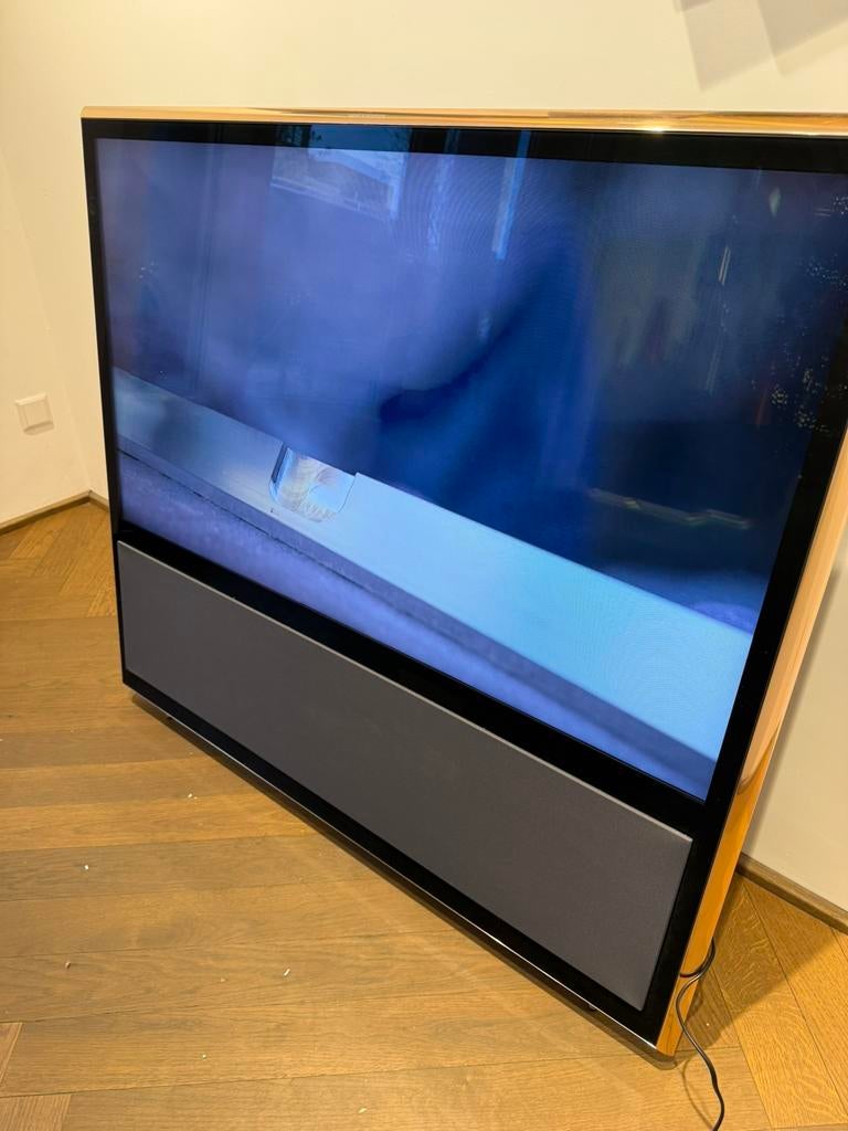 Bang & Olufsen BeoVision 11 46 90 years editie, Audio, Tv en Foto, Televisies, Bang & Olufsen, 50 Hz, Info@bang-olufsen.com, Zo goed als nieuw