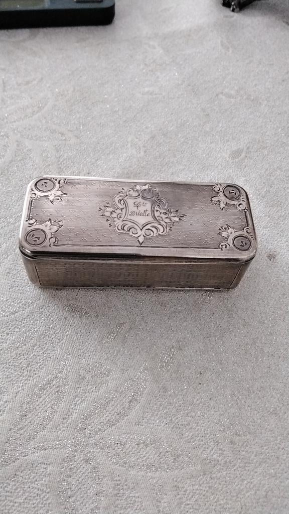 Zilver snuifdoosje., Ophalen of Verzenden, Zilver