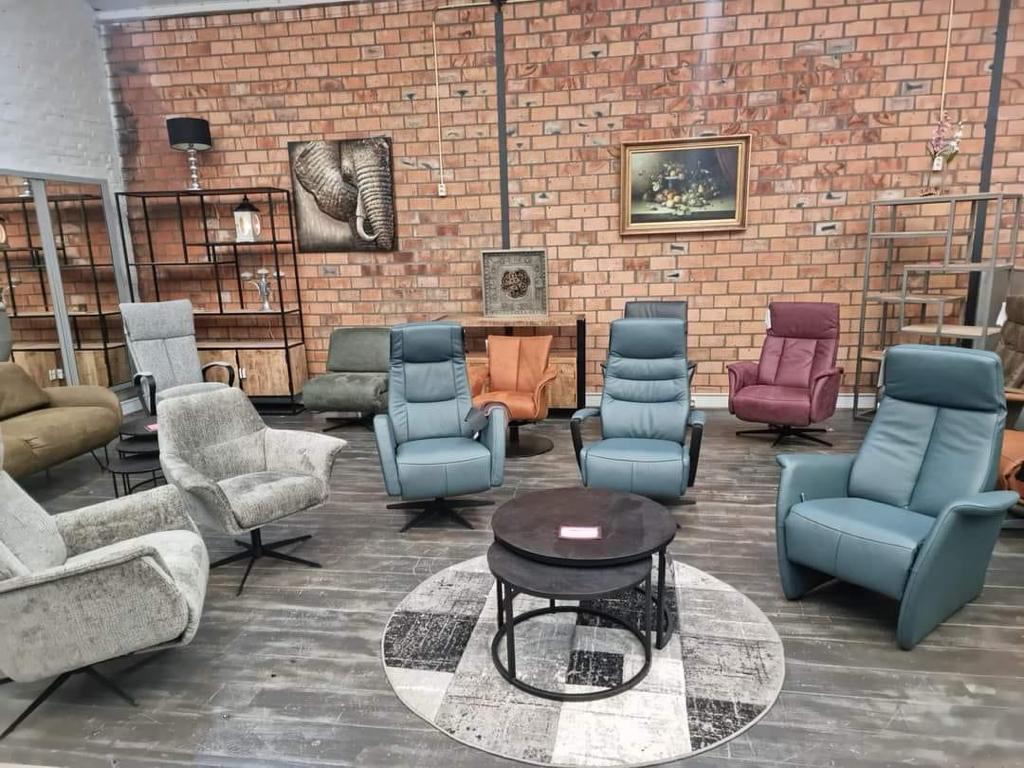 Relaxstoelen en Sta op Stoelen, hoekbanken etc., Huis en Inrichting, Banken | Complete zithoeken, Ophalen of Verzenden, Nieuw