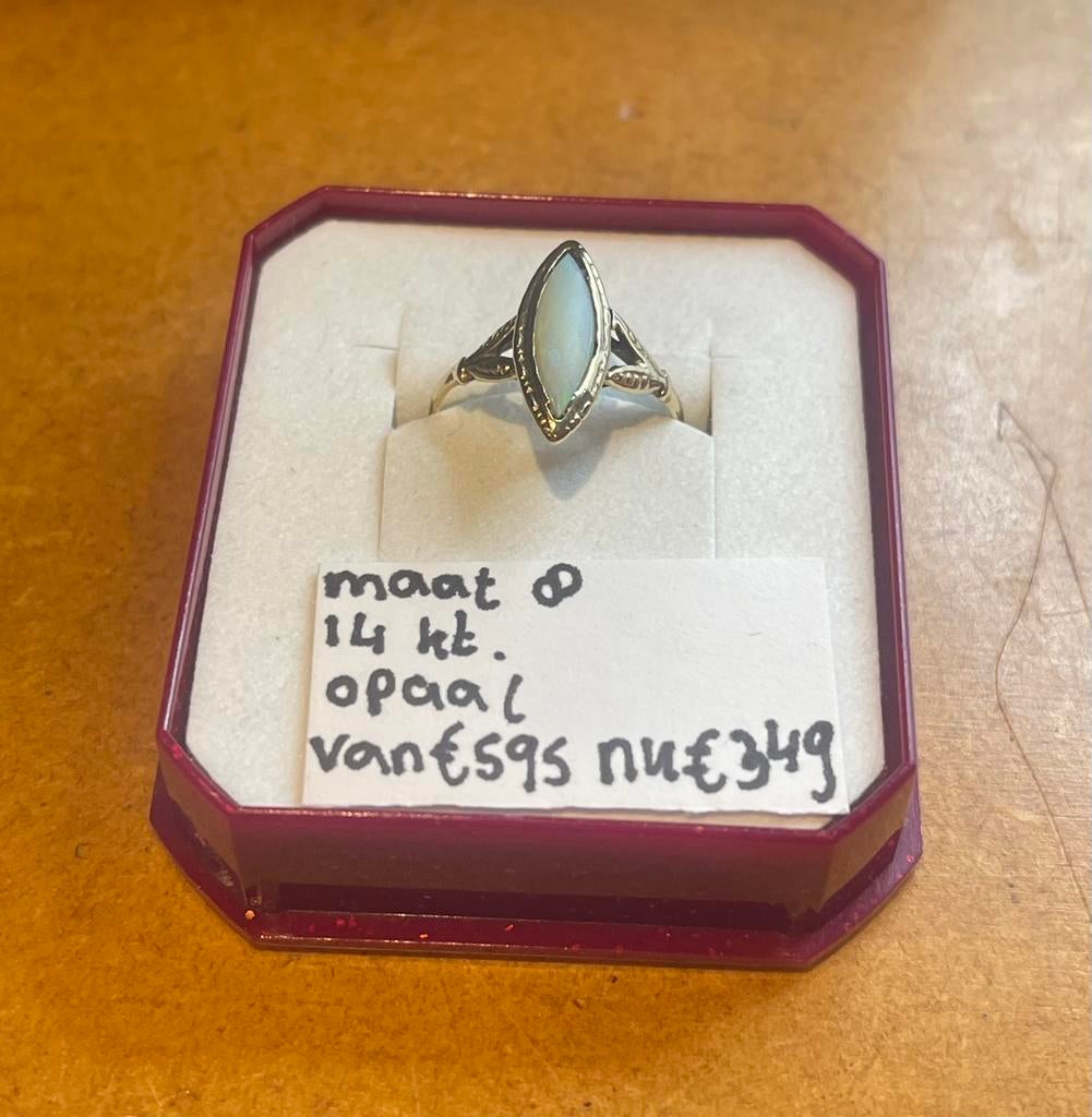 14 Karaat opaal ring maat 8 - SALE, Ophalen of Verzenden, Zo goed als nieuw, Dame, Goud