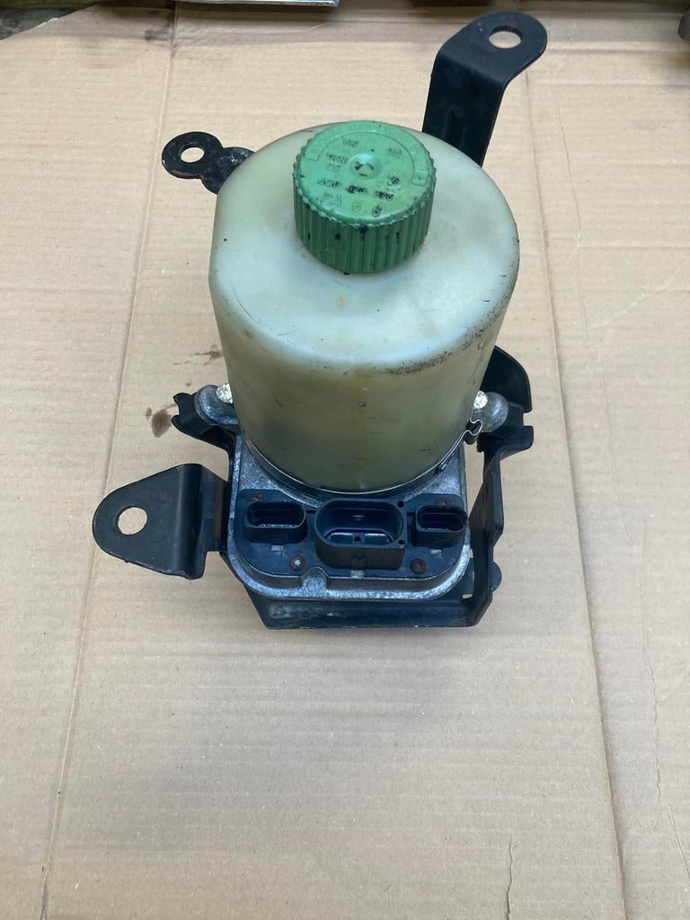 Stuurbekrachtigingspomp 6R0423156A Polo A1 Ibiza TRW, Ophalen of Verzenden, Gebruikt, Seat