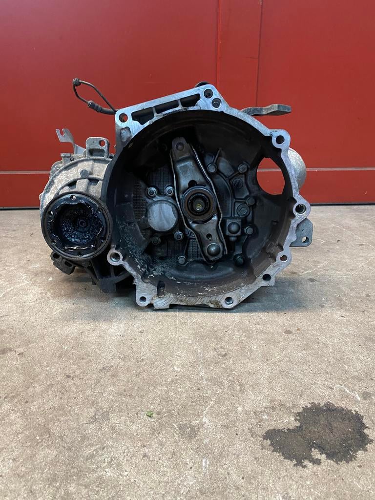 Versnellingsbak vw o.a. golf 6 TDI 1.6 bj 2009 bak code LHW, Auto-onderdelen, Ophalen, Gebruikt, Seat