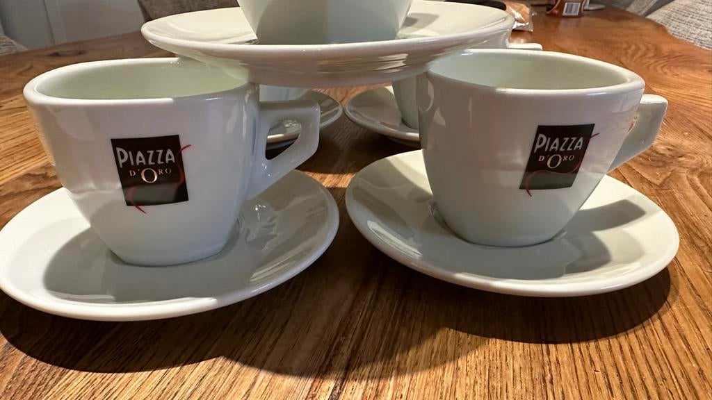 6 Piazza d'Oro kop en schotels - Zo goed als nieuw, Huis en Inrichting, Keuken | Servies, Ophalen, Keramiek, Zo goed als nieuw