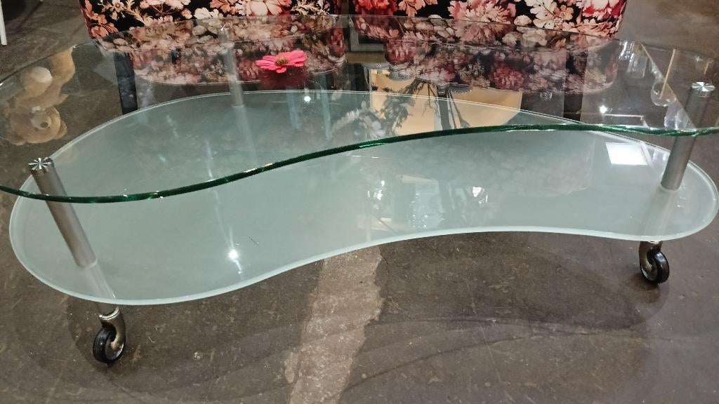 Glazen salontafel op wieltjes – peervormig, Ophalen, Gebruikt, 100 tot 150 cm, 50 tot 100 cm