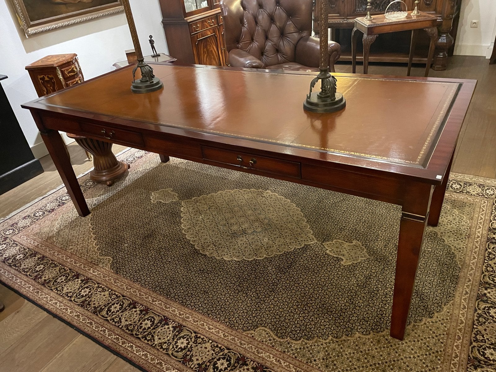 Mahonie Bibliotheek/Bureau Tafel met Bruin Leren Inleg, Ophalen