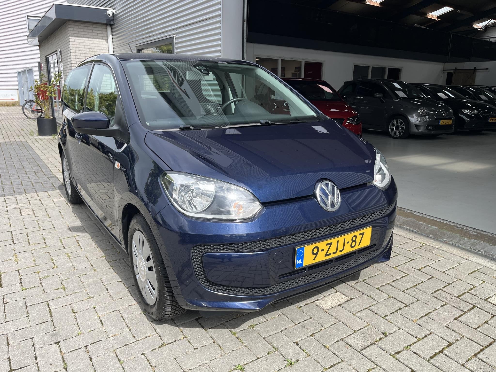Volkswagen Up! 1.0 move up! BlueMotion Airco / Trekhaak, Auto's, Volkswagen, Voorwielaandrijving, Stof, Gebruikt, Start-stop-systeem