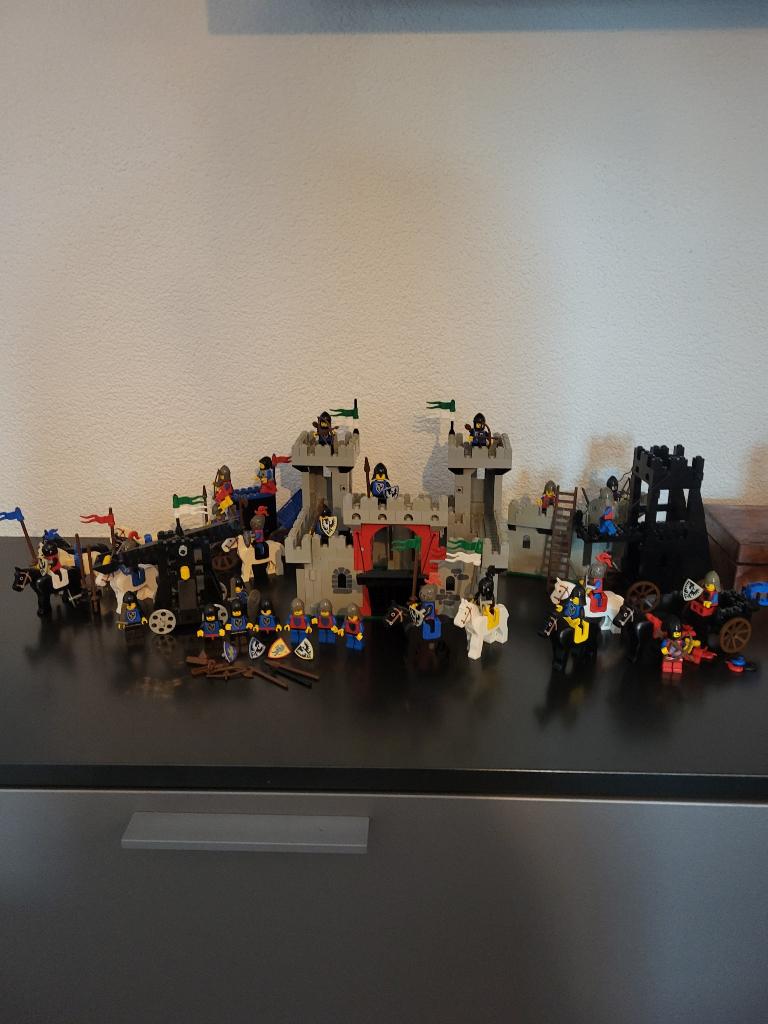 Lego castle 6073,6102,6061,6055,6030,6022,6021,6011, Kinderen en Baby's, Speelgoed | Duplo en Lego, Lego, Ophalen of Verzenden