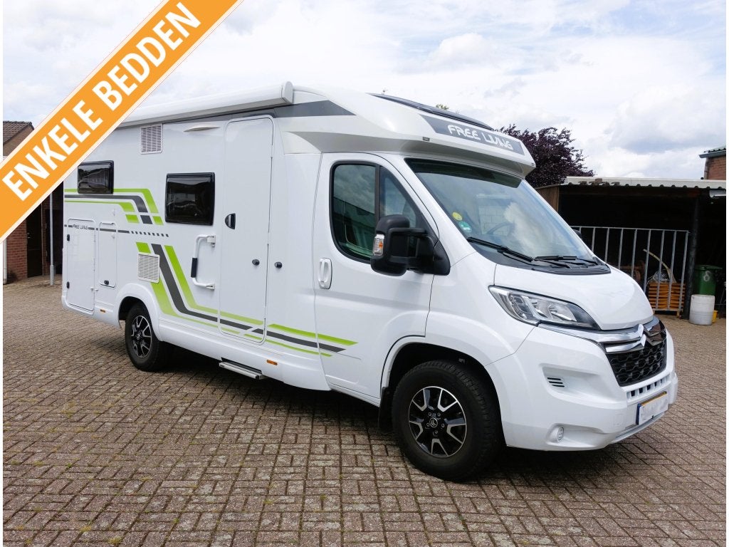 Hobby V65 GE Free Living | Enkele bedden | 140 PK | 17.088km, Hobby, 6 tot 7 meter, Tot en met 3, Particulier